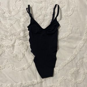 Skims shape wear nwot